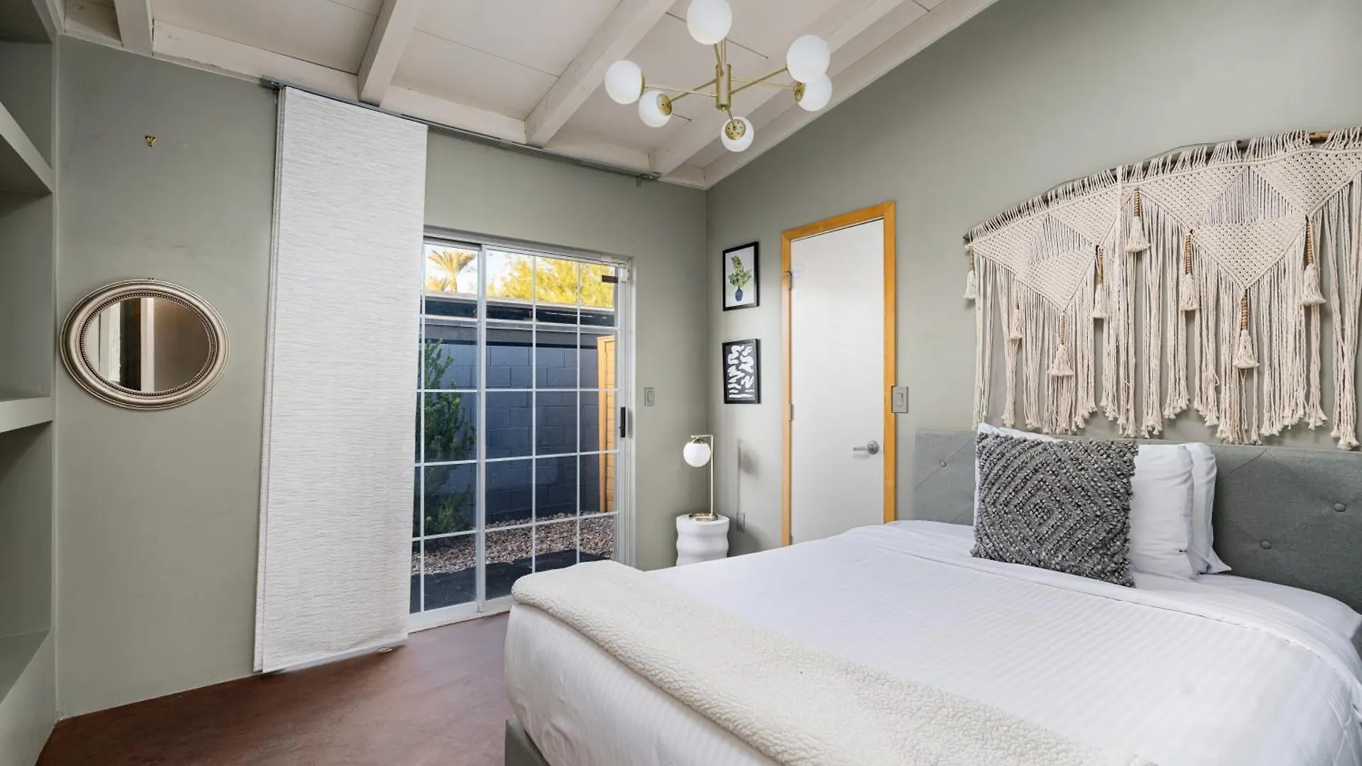 Stylish Oasis In Arcadia: Private Pool Prime Location Villa Phoenix 0*,  United States